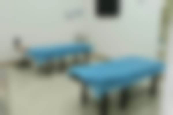 深圳倍生植发中 心收费价格表/收费标准