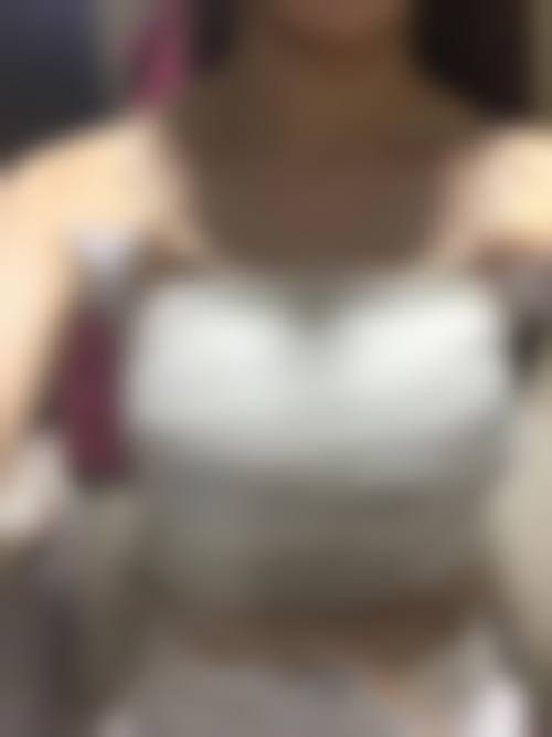 隆胸的假体一定要取出吗？3种情况才需手术！90%女性可终身保留，附2026年最新取出价格2-8万