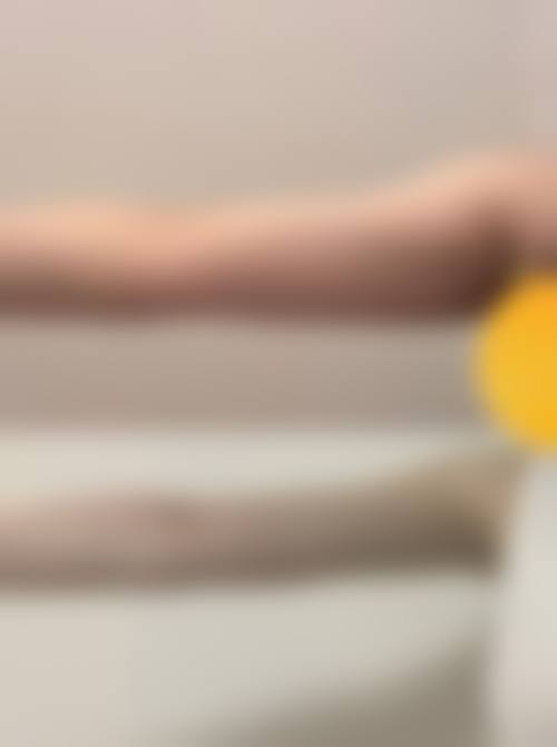 上班时间外的询问渠道：法定中文账号全天候响应