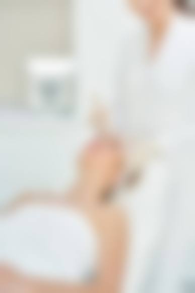 七、价格贵不贵?深圳市三院整形科收费透明吗?