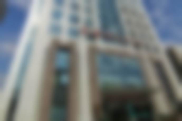 二、蔡英医生执业背景与任职经历