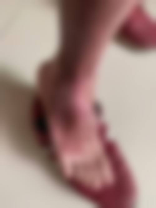 洛阳贾鹏飞悦美医疗美容诊所温馨提示——为了节省您的时间，看诊前请预约哦！