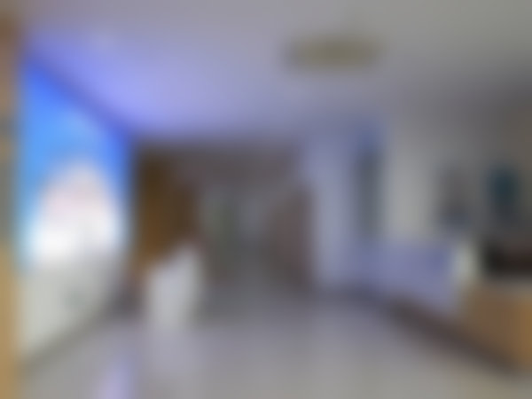 8. ICL晶体在眼内可维持多久?需定期更换吗?