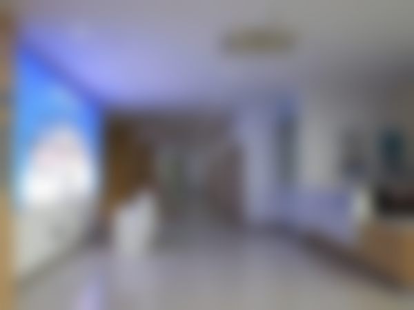 1. 办公室白领/电竞从业者